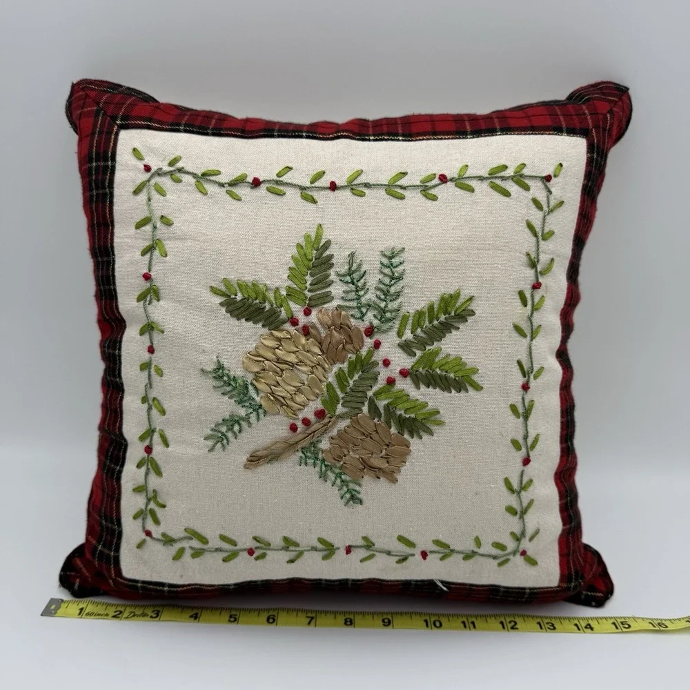 Christmas Throw Pillow Embroidered Quilted Plaid 3D Folksy Rustic Acorn Tree‎